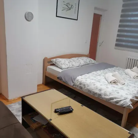 Lägenhet Apartman Toljaga *